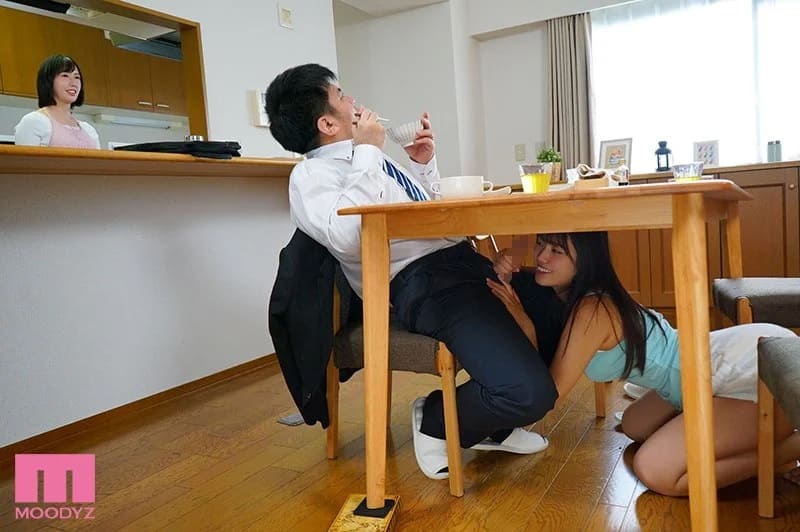 Tバックでずらしハメ